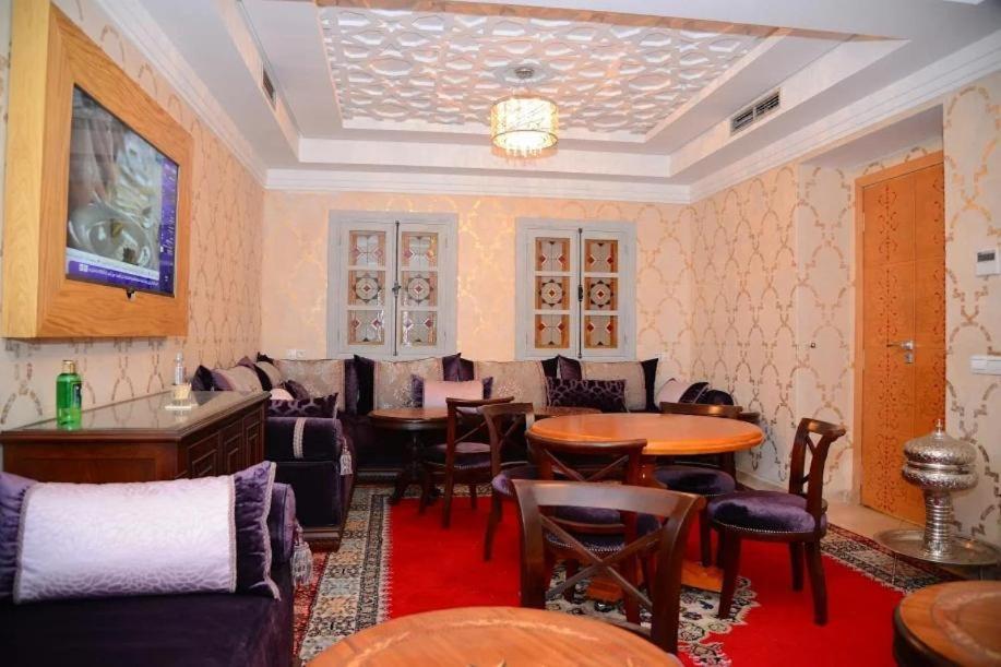 Hotel Al Amal ティーズニート エクステリア 写真