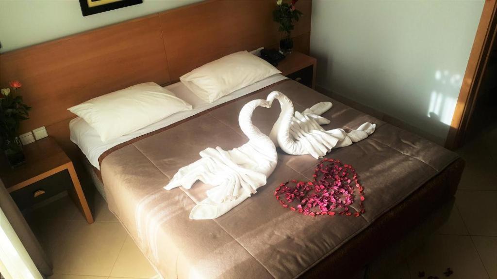 Hotel Al Amal ティーズニート エクステリア 写真